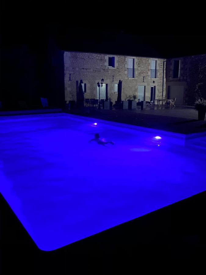 Loveyou Villalunoterie Futuroscope Piscine Spa 4Pers Oyre Luaran gambar